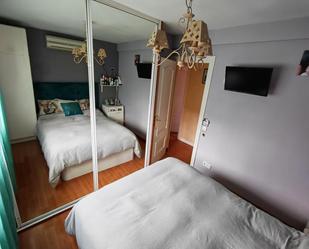 Bedroom of Flat for sale in  Madrid Capital  with Air Conditioner, Heating and Parquet flooring