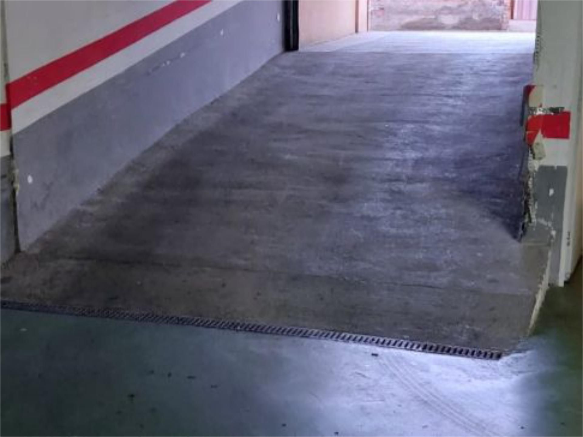 Garage to rent in  Zaragoza Capital