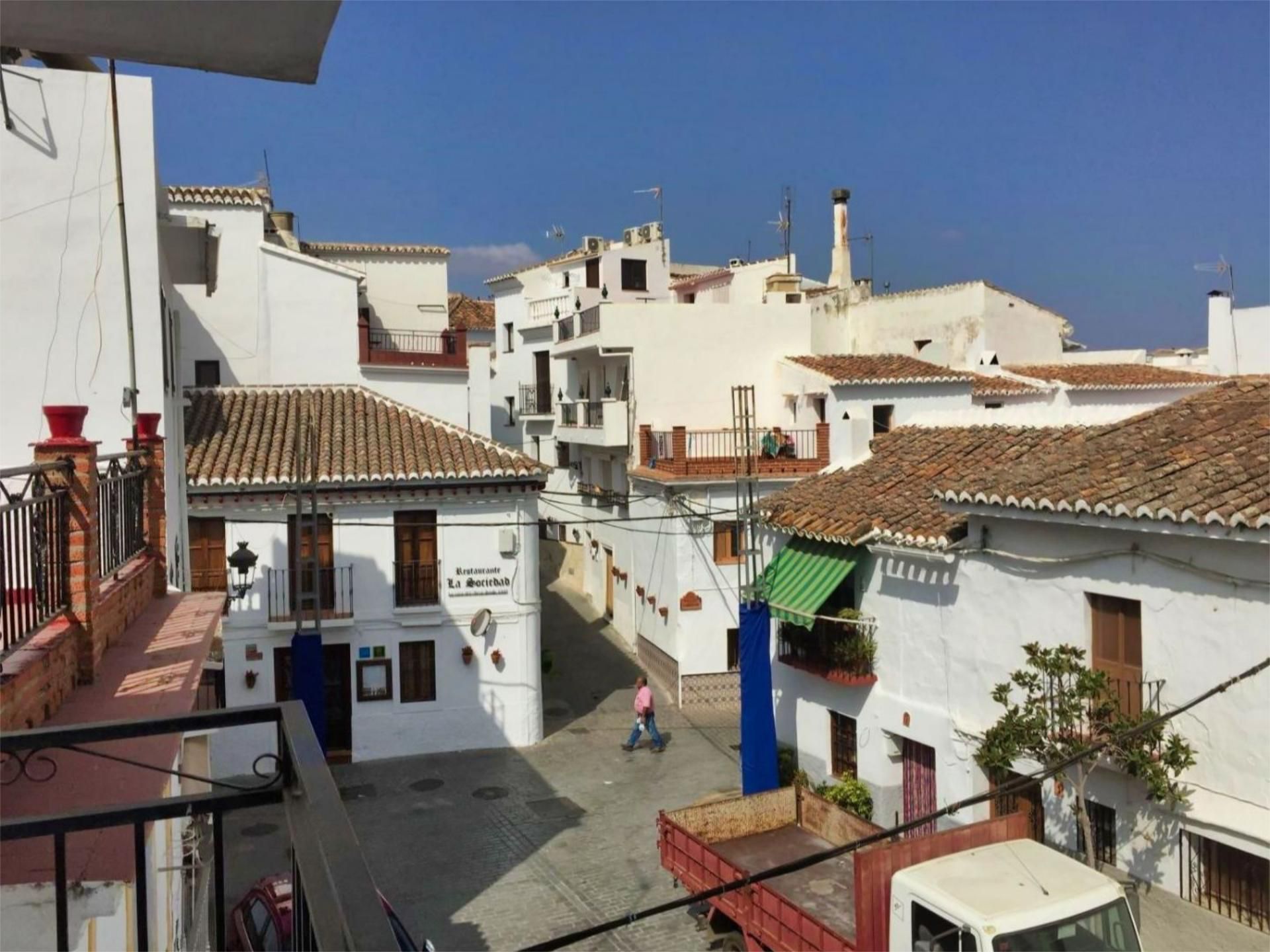 Exterior view of Single-family semi-detached for sale in Canillas de Aceituno  with Terrace