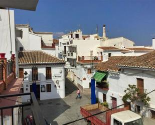 Vista exterior de Casa adosada en venda en Canillas de Aceituno