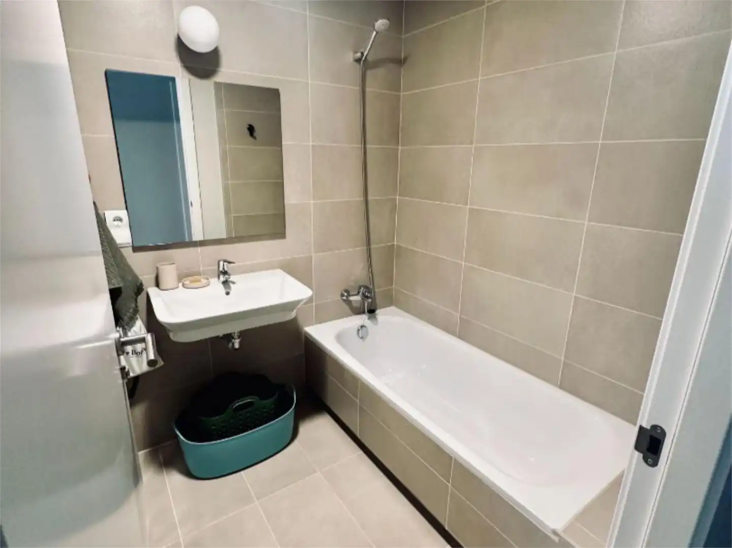 Baño de Apartamento en venta en Arico con Parquet, Terraza y Trastero