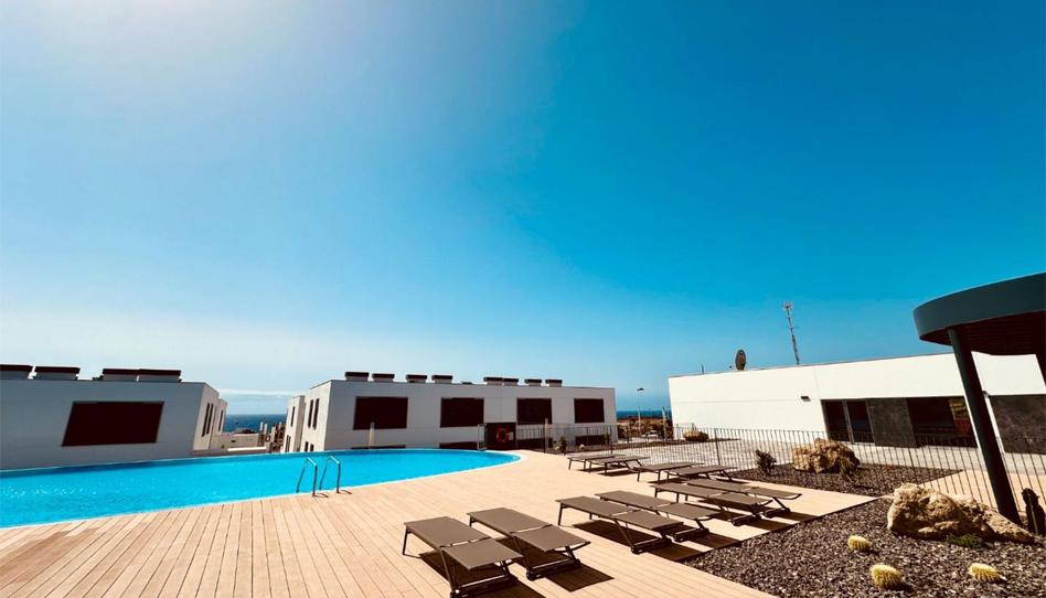 Apartment for sale in Avenida Resistiré, 23, Arico, Santa Cruz de Tenerife - image 1 Photo 1 of Apartment for sale in Avenida Resistiré, 23, Arico, Santa Cruz de Tenerife