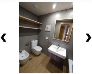 Bathroom of Flat to share in  Granada Capital  with Air Conditioner, Heating and Private garden