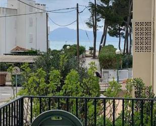 Vista exterior de Àtic de lloguer en Alcúdia amb Calefacció, Terrassa i Moblat