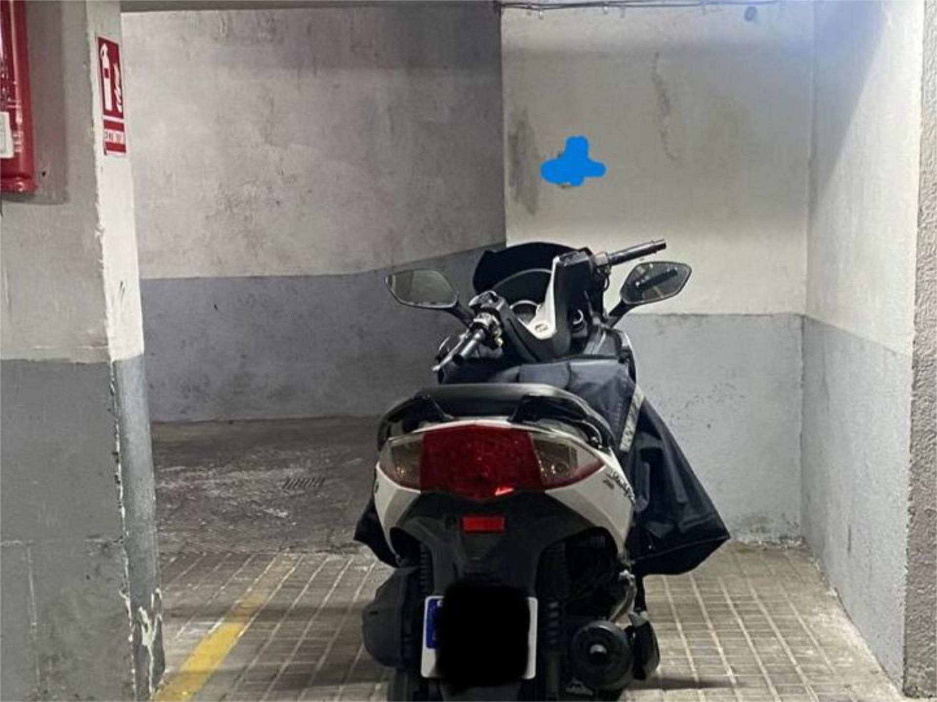 Parking of Garage to rent in  Madrid Capital