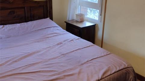 Photo 3 of Flat to share in Calle Calanda, 25, Canillas, Madrid