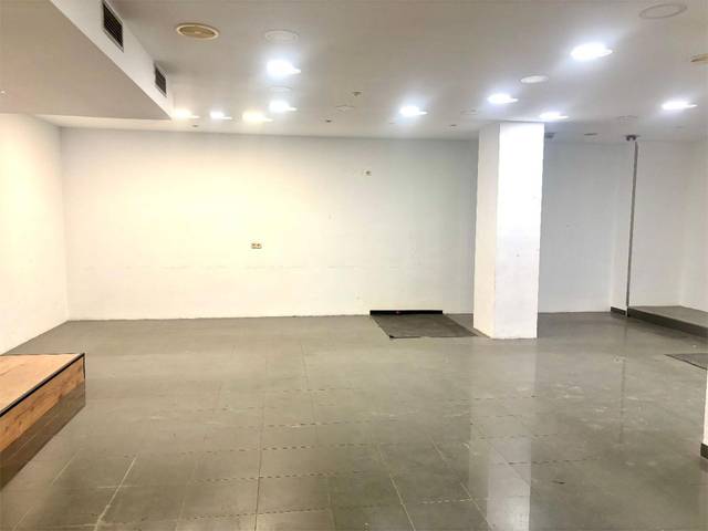 Local comercial en Venta en Calle de Francisco Suárez, 13D en Nueva España