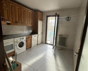 Kitchen of Flat for sale in Sangüesa / Zangoza  with Heating, Terrace and Balcony