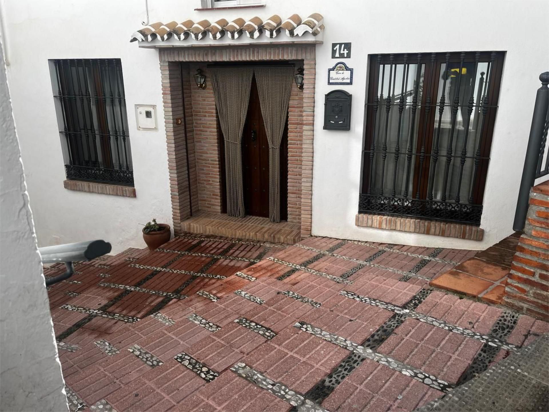 Flat for sale in Istán  with Heating, Terrace and Furnished