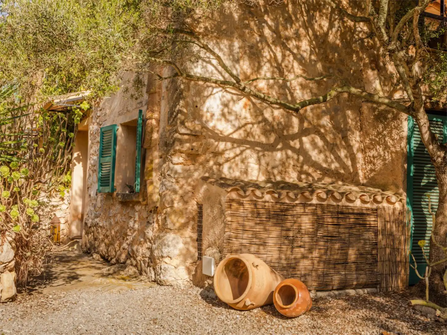 Wohnung zur Miete in Diseminado Poligono 4, 957, Sant Llorenç des Cardassar Außenansicht von Wohnung zur Miete in Sant Llorenç des Cardassar mit Klimaanlage, Privatgarten und Terrasse