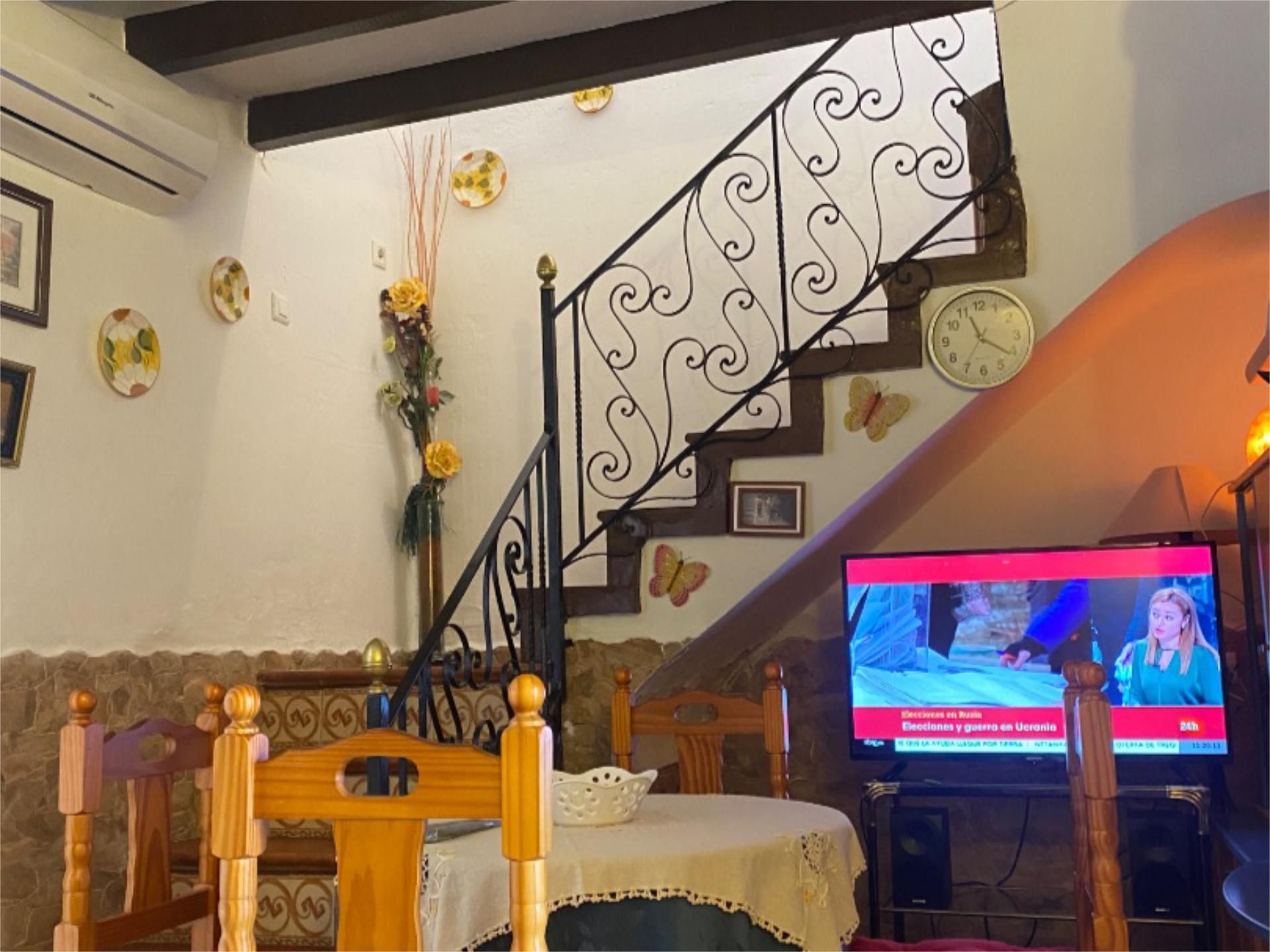 Flat for sale in La Puebla de Cazalla  with Air Conditioner and Terrace