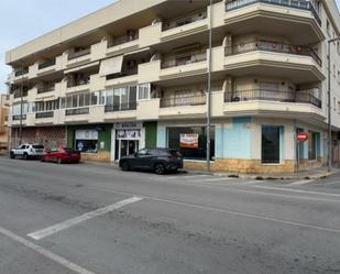 Vista exterior de Pis en venda en Almoradí amb Aire condicionat, Terrassa i Piscina