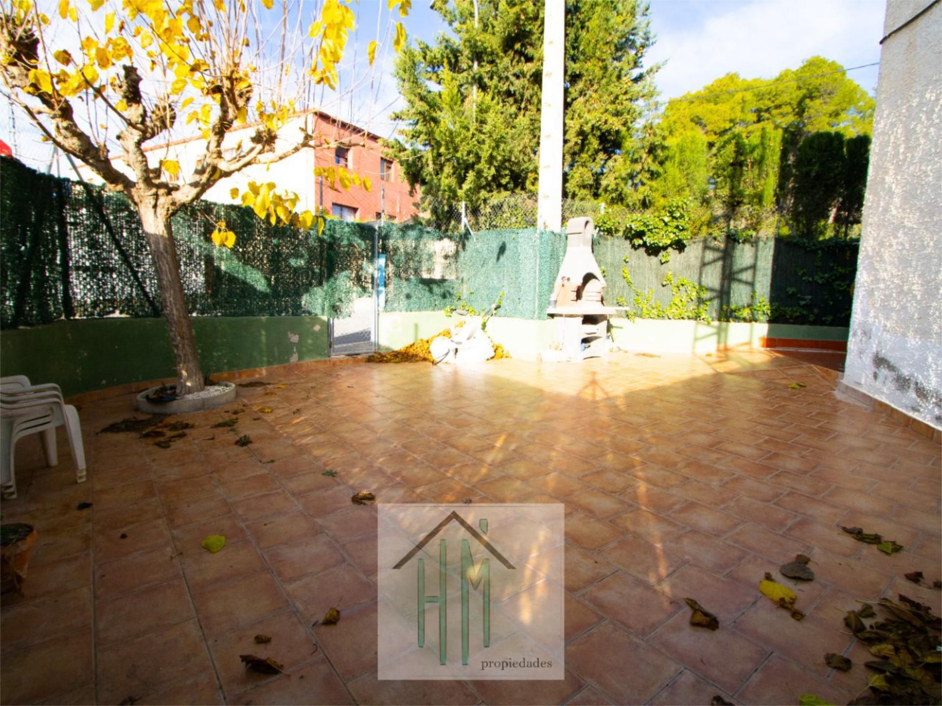 Jardí de Pis en venda en Torremanzanas / La Torre de les Maçanes amb Terrassa i Balcó