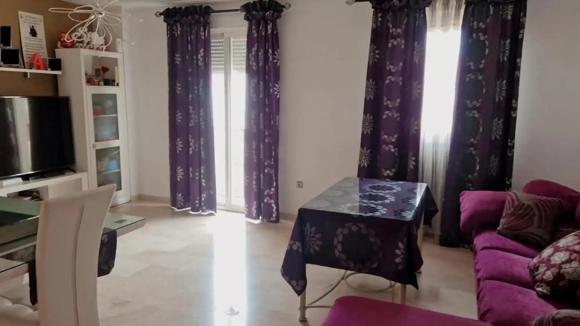 Dúplex en venta en Calle San Francisco, 7, Úbeda Sala de estar de Dúplex en venta en Úbeda con Terraza, Trastero y Horno