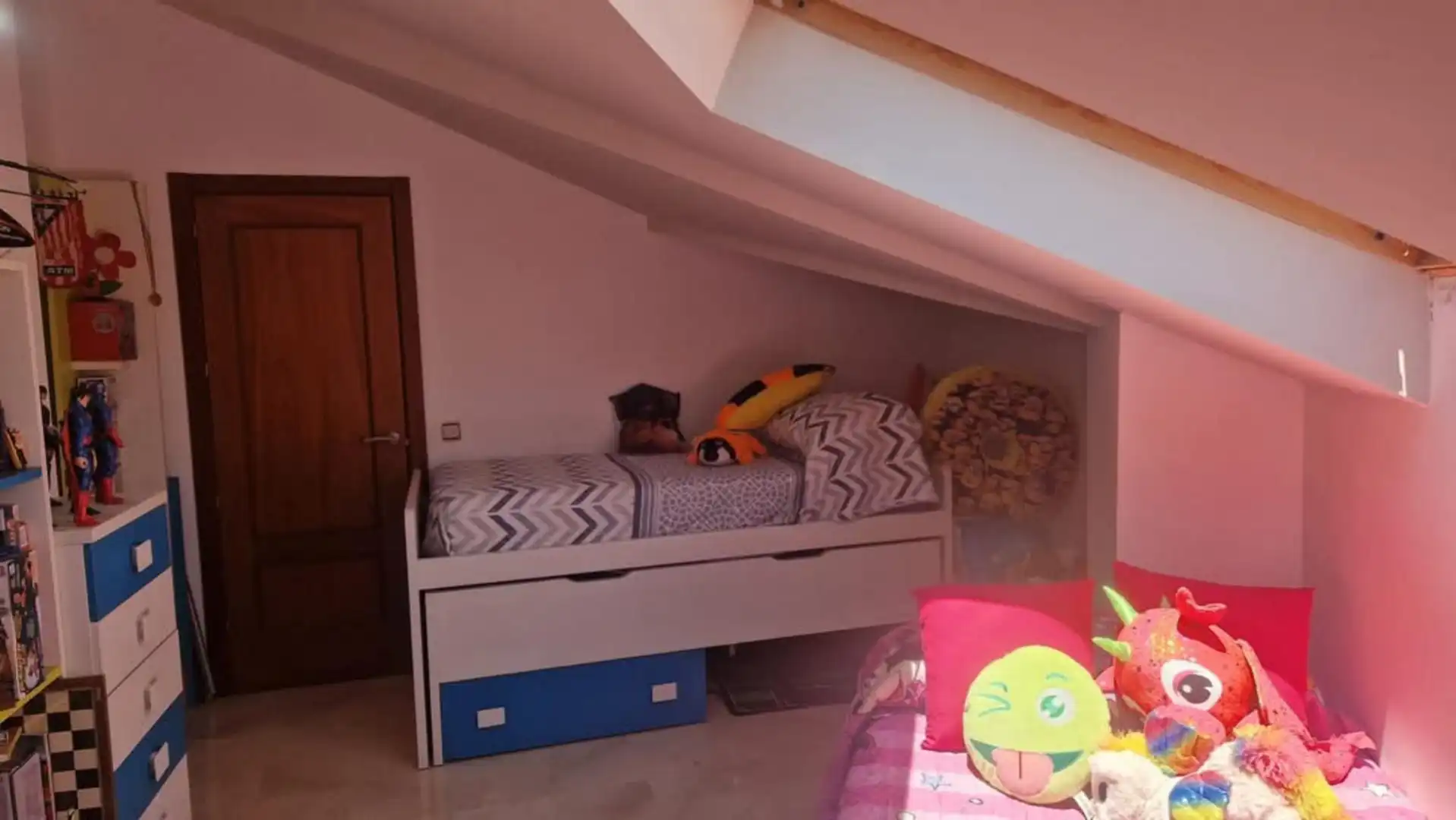 Dúplex en venta en Calle San Francisco, 7, Úbeda Habitación de Dúplex en venta en Úbeda con Terraza, Trastero y Horno