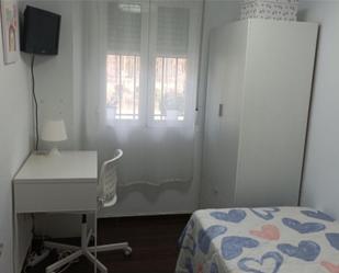 Bedroom of Flat to share in Torrejón de Ardoz  with Heating and Furnished