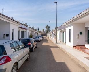 Exterior view of Single-family semi-detached for sale in Badajoz Capital