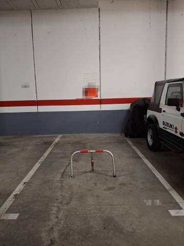 Garaje en Alquiler en Avenida Universidad de Salamanca, 85 en Zona Universitaria