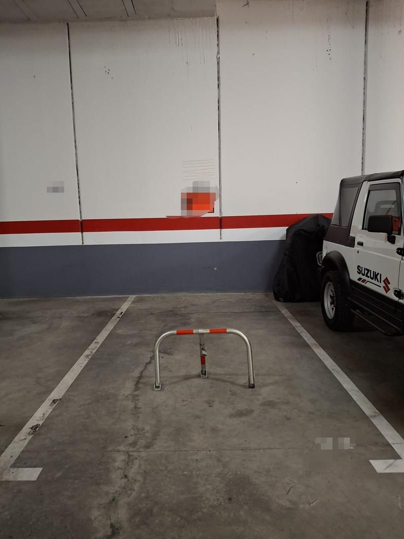 Parking of Garage to rent in Bormujos