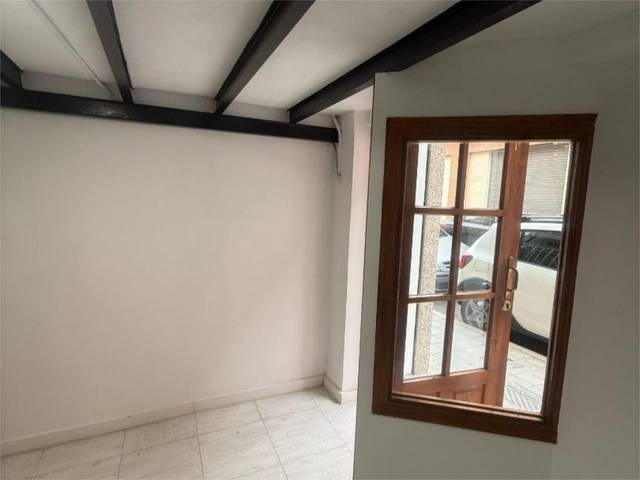 Local comercial en Alquiler en Carrer Lafora, 7 en Florida Baja