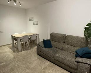 Living room of Flat for sale in Vilafranca del Penedès  with Storage room, Furnished and Oven