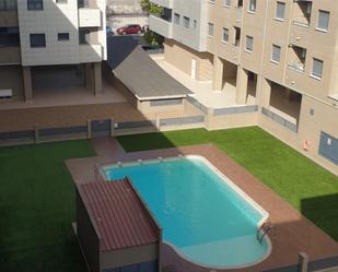 Swimming pool of Flat for sale in Cáceres Capital