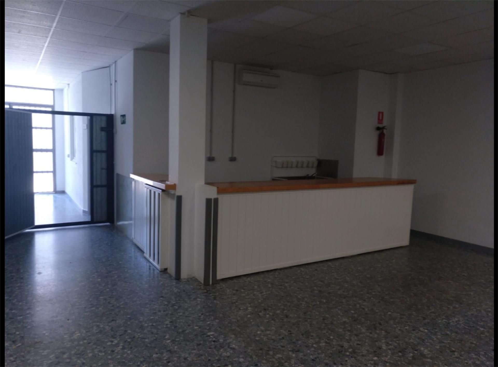 Local de lloguer en Gibraleón amb Aire condicionat