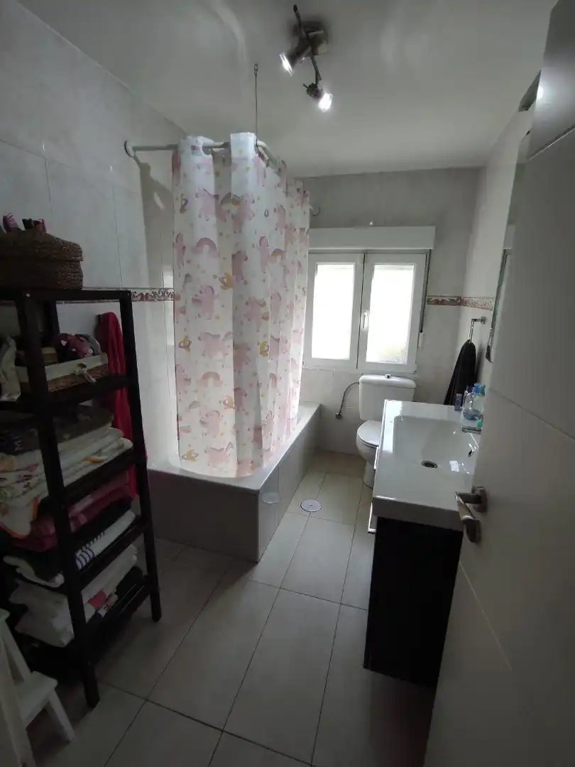 Casa o chalet en venta en Illas Baño de Casa o chalet en venta en Illas con Calefacción, Jardín privado y Parquet
