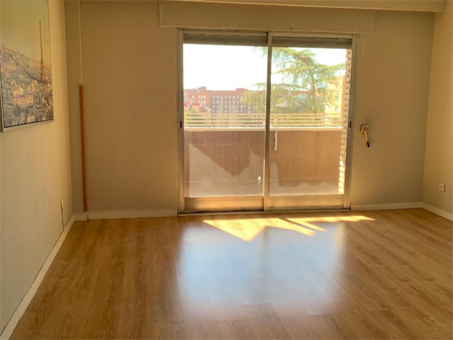 Bedroom of Flat to rent in  Madrid Capital  with Heating, Private garden and Terrace