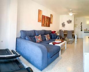 Living room of Flat for sale in Vélez-Málaga  with Air Conditioner and Terrace