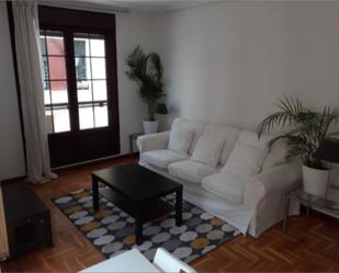 Flat to rent in Calle Azcárraga, 55, El Postigo