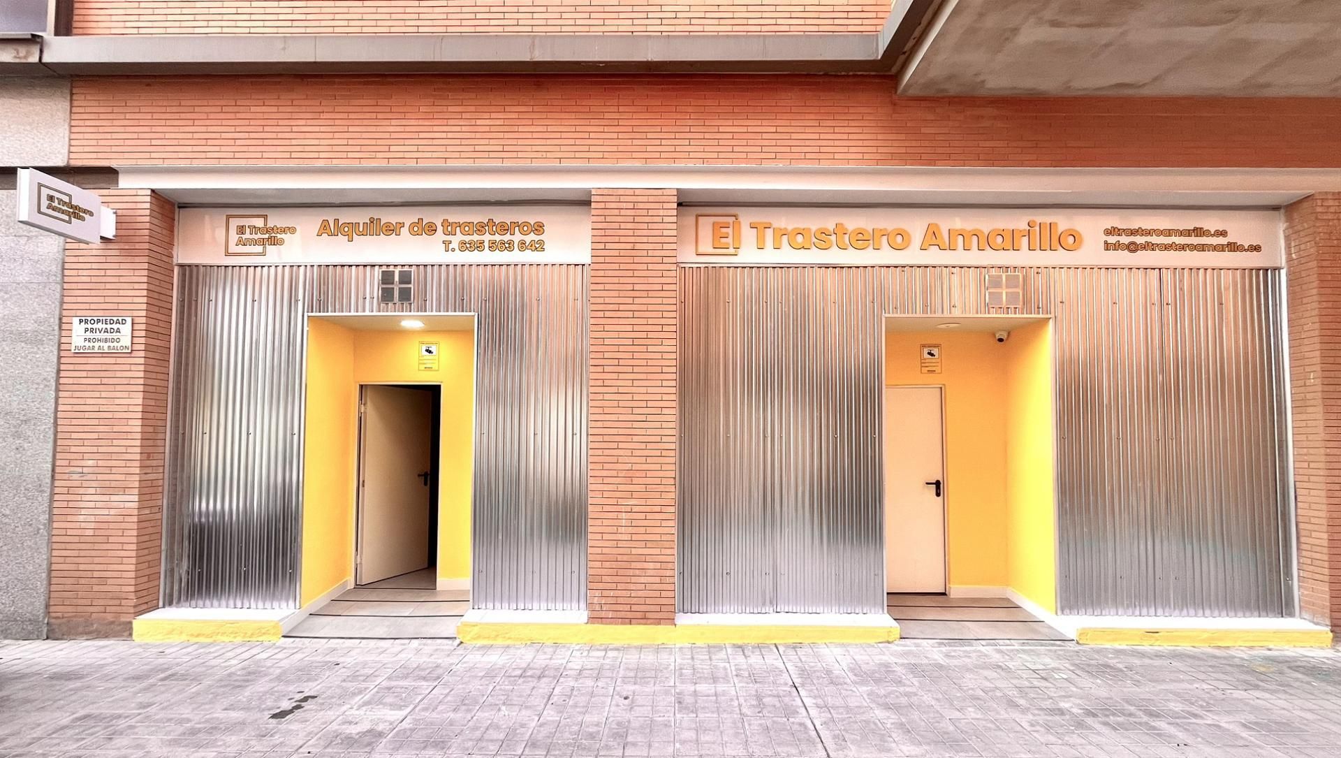 Exterior view of Box room to rent in  Almería Capital
