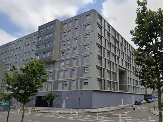 Garaje en Venta en Teodoro Olarte Aizpuru Kalea, 5 en Salburua - Arantzabela