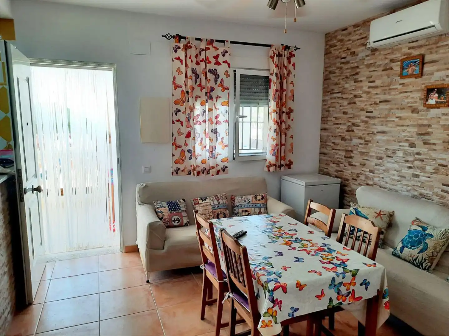 Flat for rent in Pago Meca Alta, 4, Las Tres Piedras - Costa Ballena Dining room of Flat for rent in Chipiona with Air Conditioner, Heating and Private garden