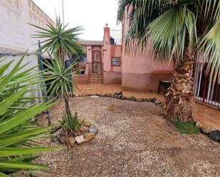 Jardí de Casa o xalet en venda en Roquetas de Mar amb Jardí privat, Terrassa i Traster