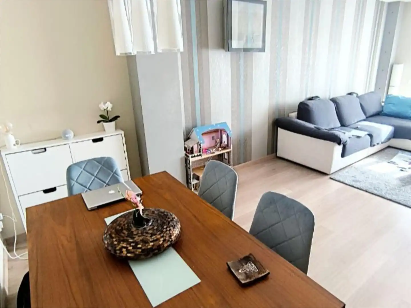Wohnung zum Verkauf in Paseo Sierra de las Nieves, 1, El Tomillar Esszimmer von Wohnung zum Verkauf in Vélez-Málaga mit Terrasse, Schwimmbad und Balkon