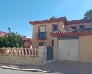 Exterior view of Single-family semi-detached for sale in Coín  with Air Conditioner, Terrace and Swimming Pool