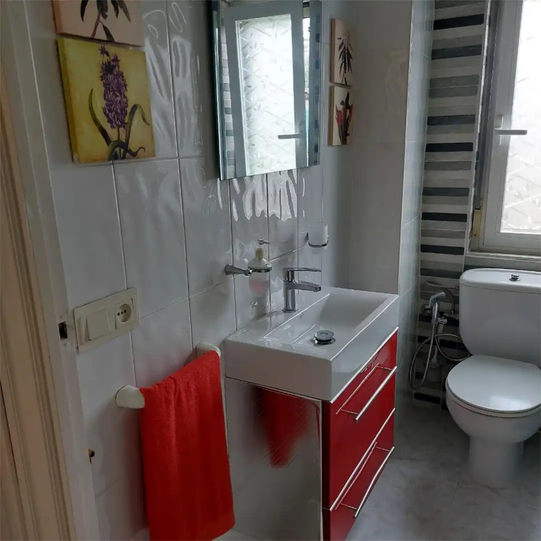 Casa o chalet de alquiler en Plaza Joaquín Elizalde, 1, Residencia Baño de Casa o chalet de alquiler en Logroño con Calefacción, Jardín privado y Parquet