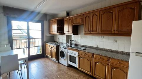 Flat to rent in Calle Jovellanos, 6, Casco Histórico, Asturias - image 3 Photo 3 of Flat to rent in Calle Jovellanos, 6, Casco Histórico, Asturias