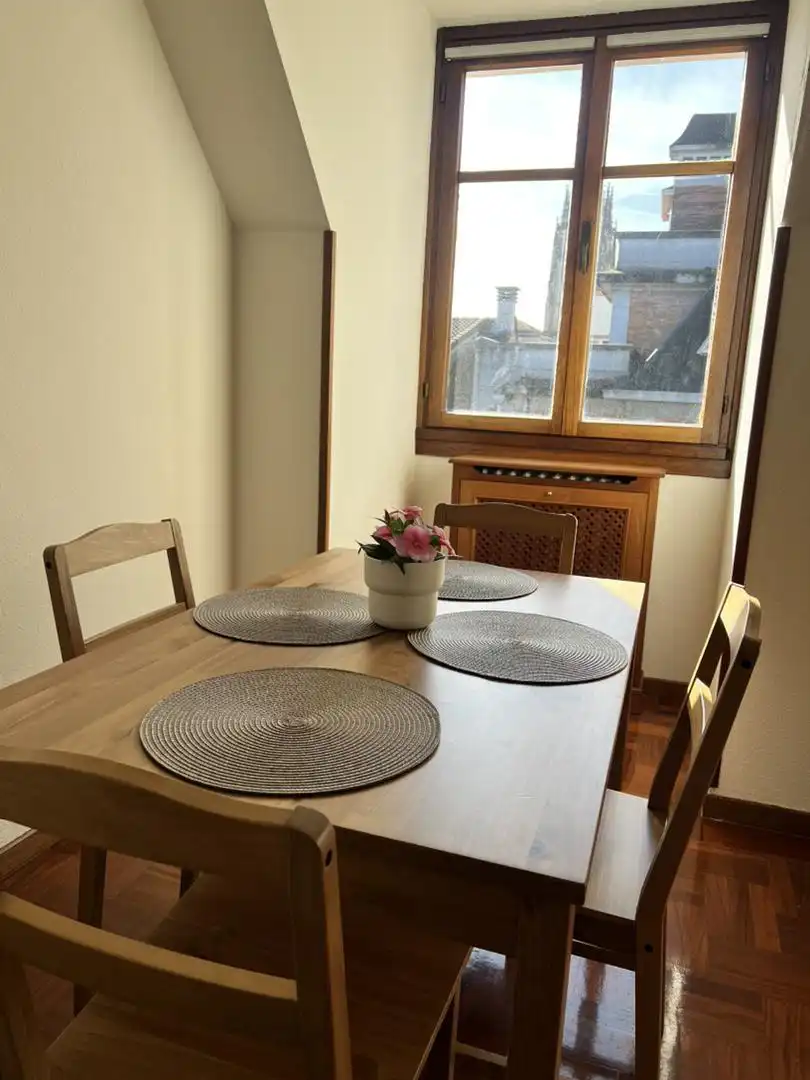 Wohnung zur Miete in Calle Jovellanos, 6, Casco Histórico Wohnung zur Miete in Calle Jovellanos, 6, Casco Histórico