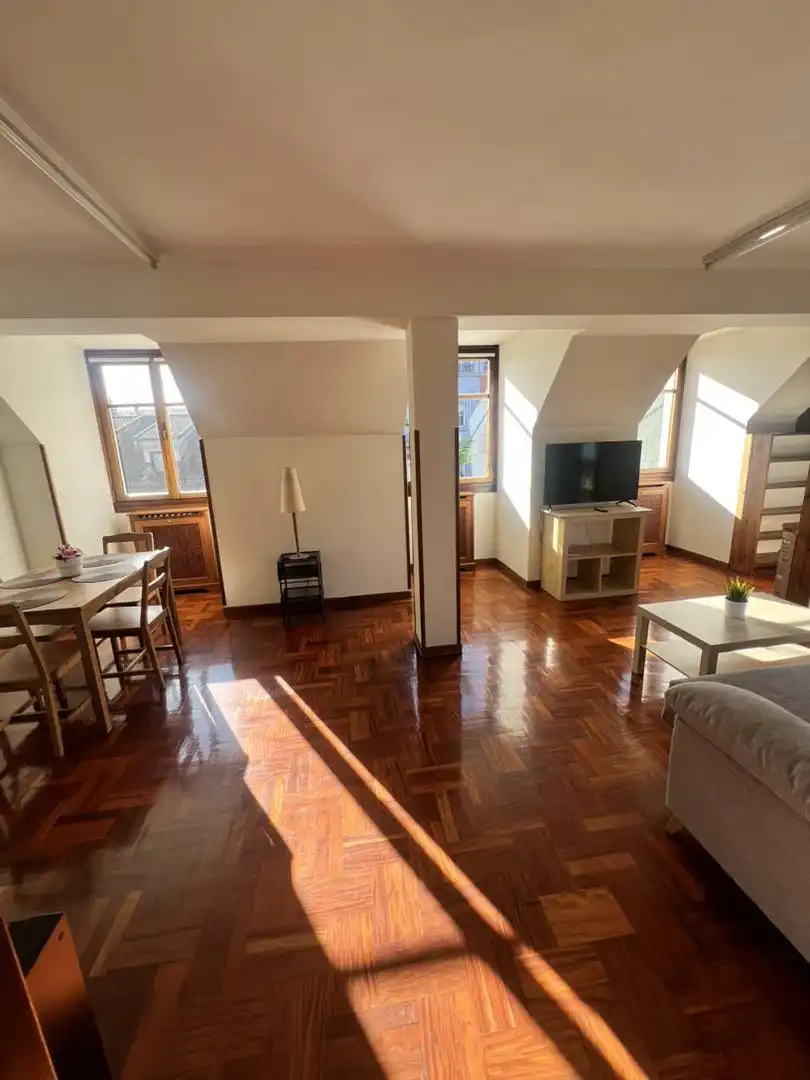 Wohnung zur Miete in Calle Jovellanos, 6, Casco Histórico Wohnung zur Miete in Calle Jovellanos, 6, Casco Histórico