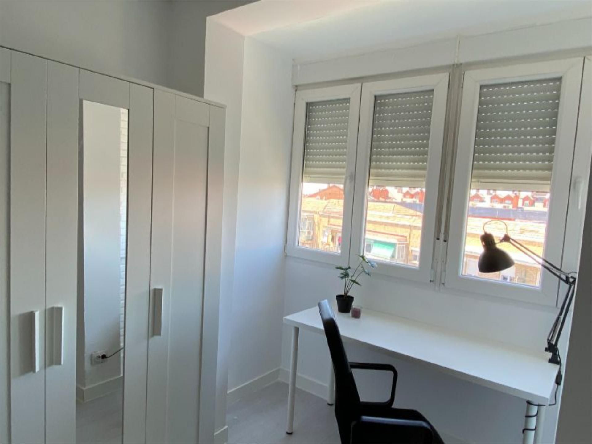 Flat to share in Calle Trujillo, 2, Zona Renfe