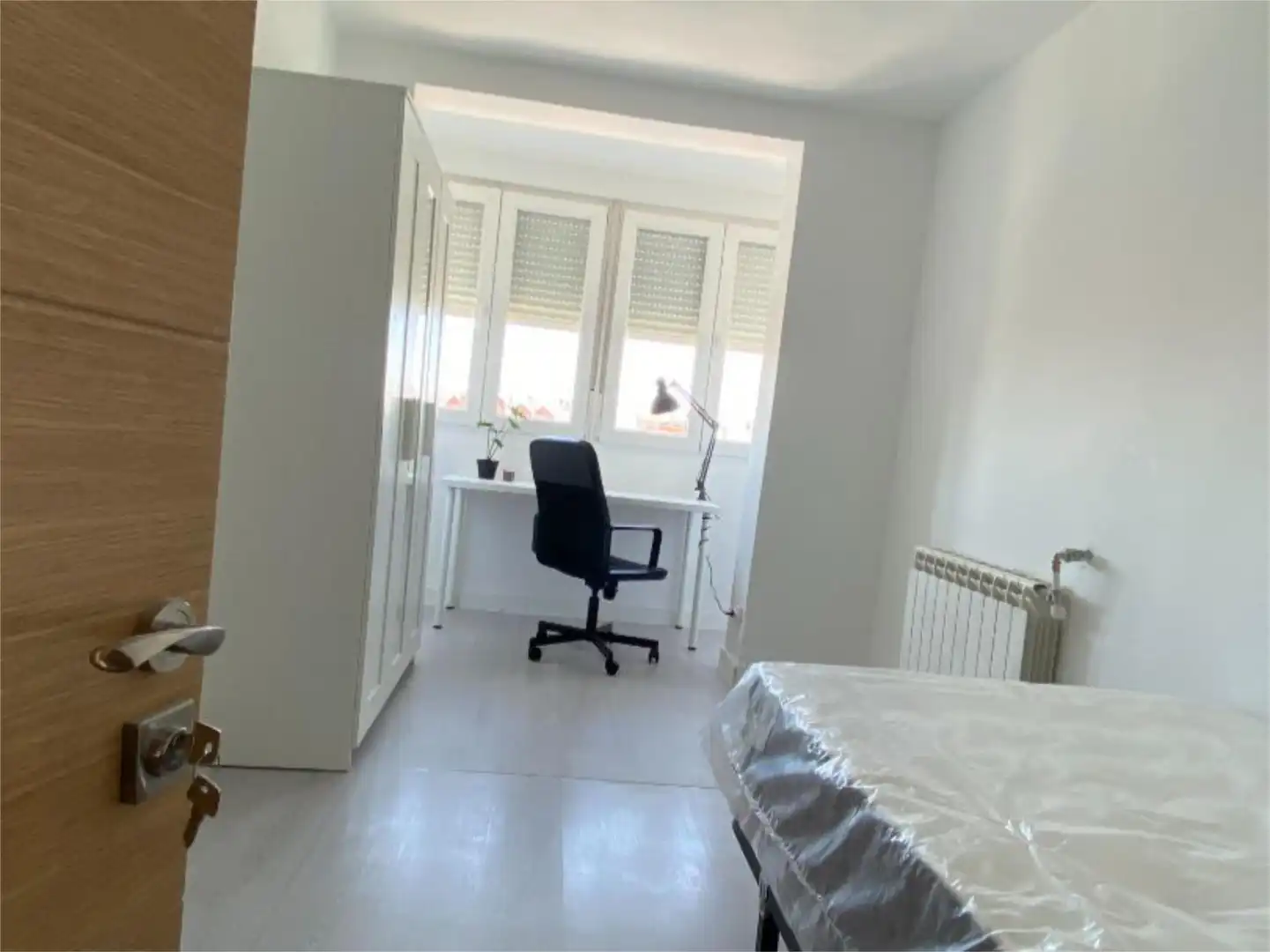 Room in Calle Trujillo, 2, Zona Renfe Room in Calle Trujillo, 2, Zona Renfe