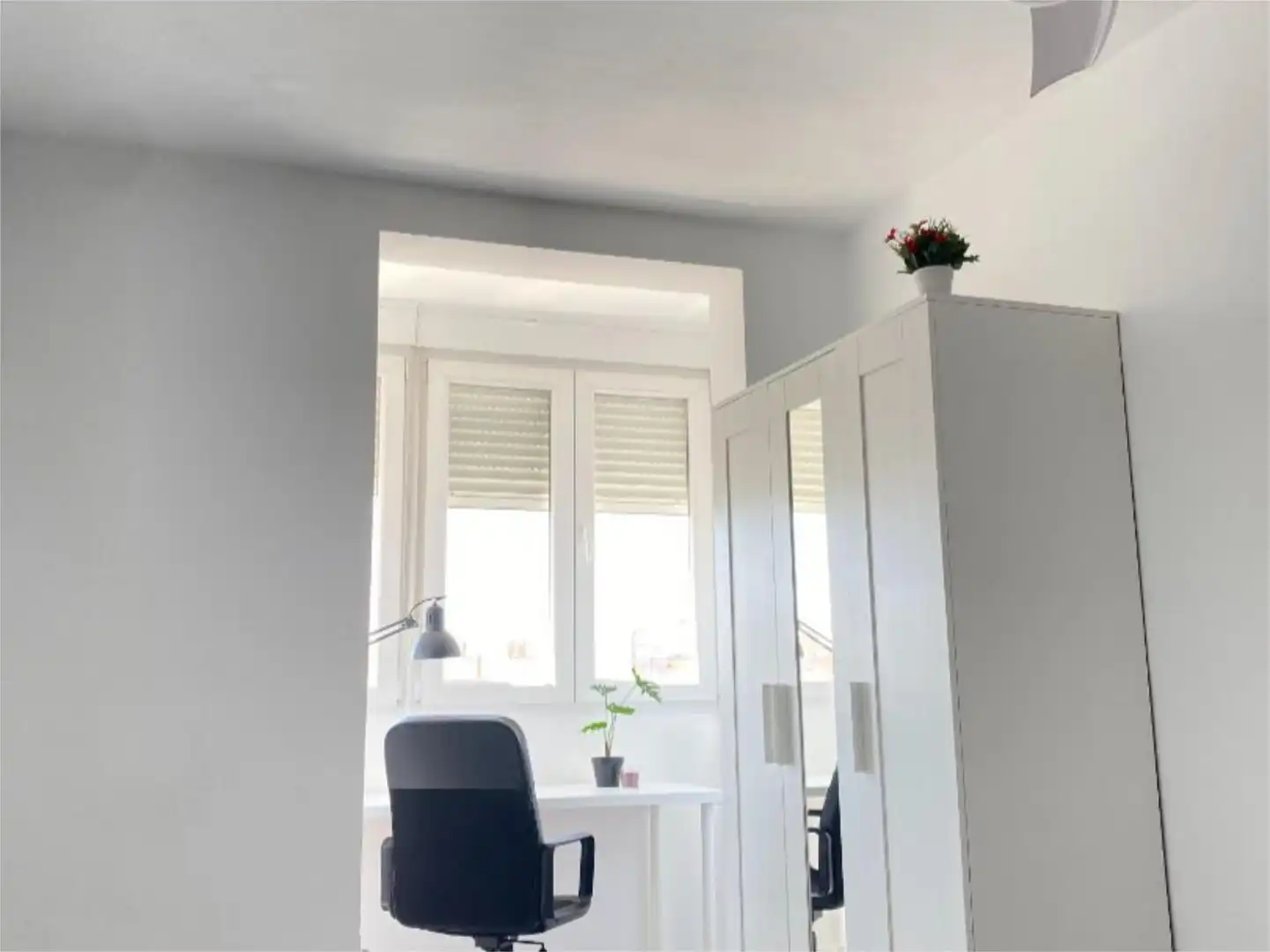 Room in Calle Trujillo, 2, Zona Renfe Room in Calle Trujillo, 2, Zona Renfe
