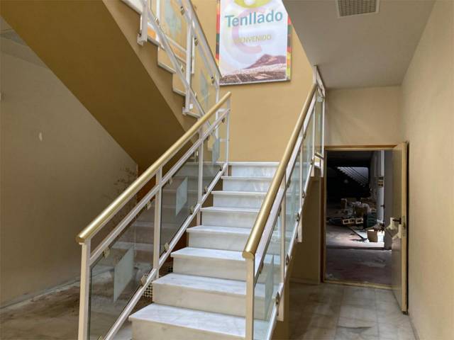 Local comercial en Alquiler en Calle del Cuarzo, 2 en Rute