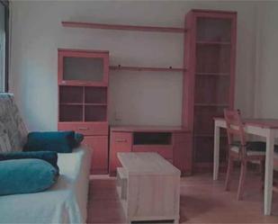 Bedroom of Flat to rent in Torrecaballeros