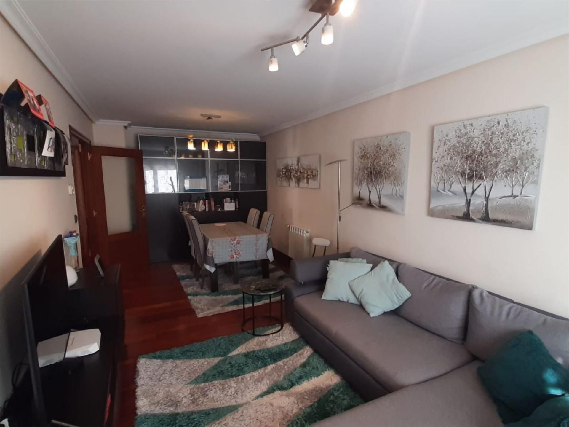 Living room of Flat for sale in Santurtzi   with Terrace