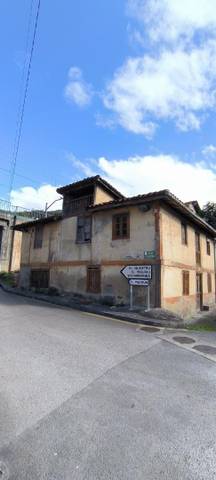 Casa adosada en Venta en Avenida de Santiago, 49 en Lena