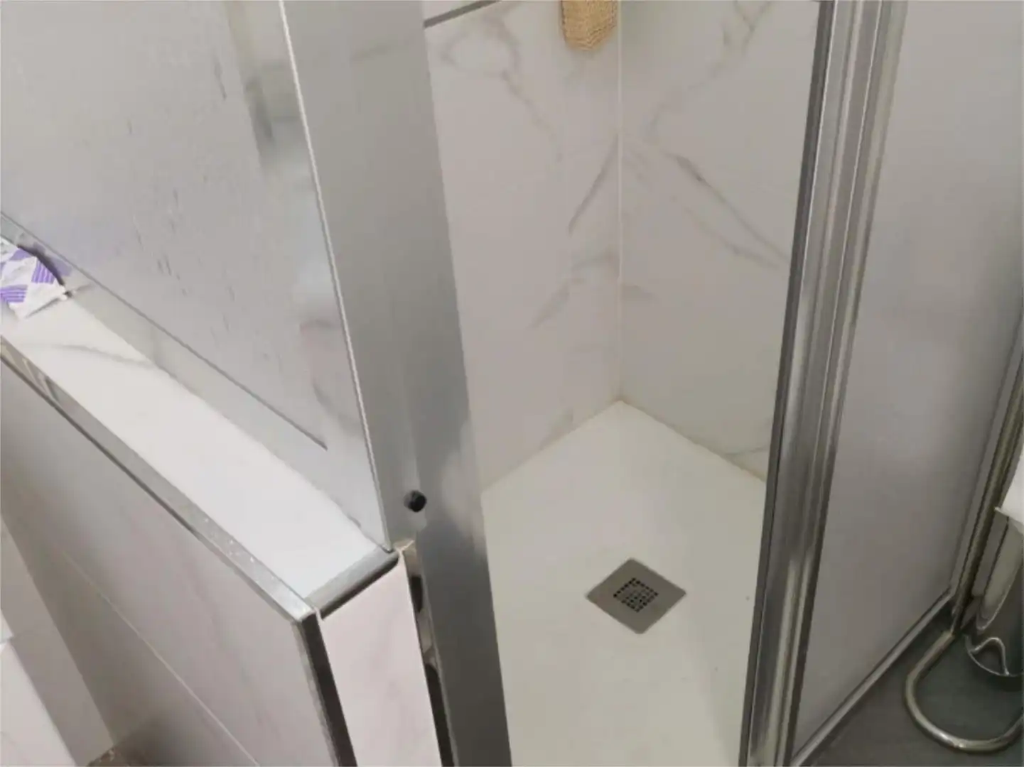 Flat for sale in Calle Real, 42, Torre-Cardela Bathroom of Flat for sale in Torre-Cardela with Air Conditioner, Heating and Furnished