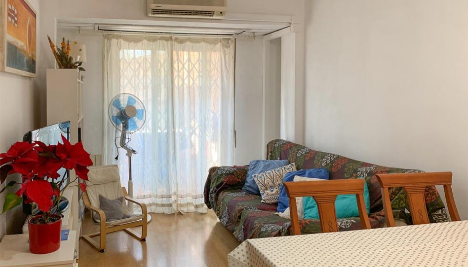 Foto 1 de Pis per a compartir a Carrer del Canigó, 80, Horta, Barcelona